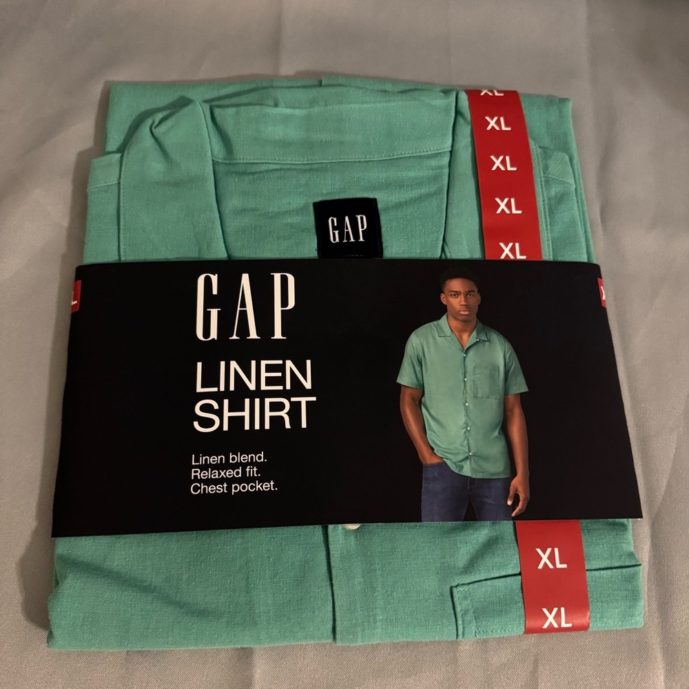 New GAP Men's Green Linen-Blend Vacay Shirt in Standard Fit
